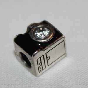 Pandora Sentimental Snapshots Charm